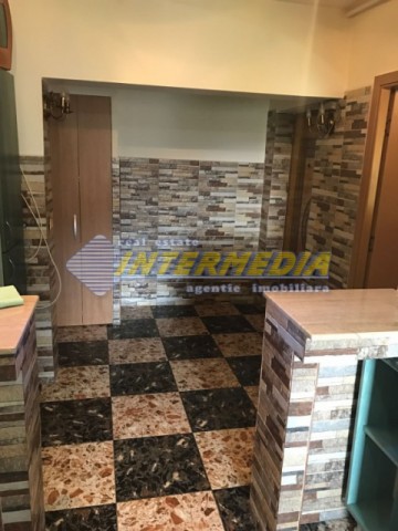 apartament-2-camere-de-inchiriat-cetate-finisat-mobilat-3
